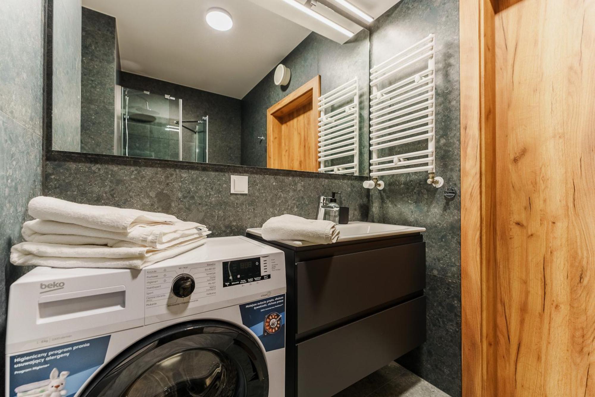 Akces Apartamenty Kasprowicza 20C- Basen, Sauny, Jacuzzi, Silownia W Cenie - Schwimmbad, Saunen, Jacuzzi, Fitnessstudio Im Preis Kolobrzeg Ngoại thất bức ảnh